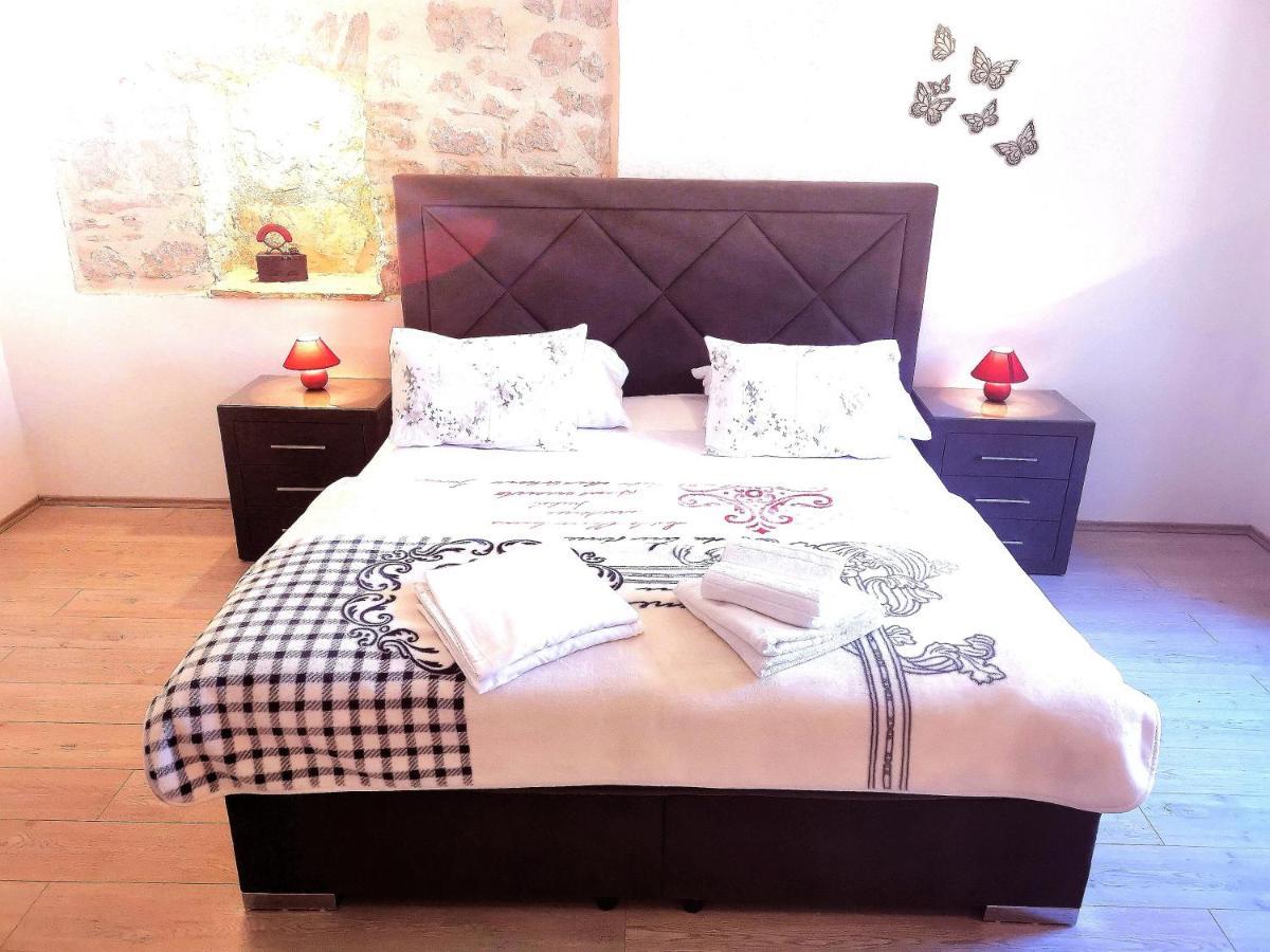 Apartments Ante Χβαρ Εξωτερικό φωτογραφία